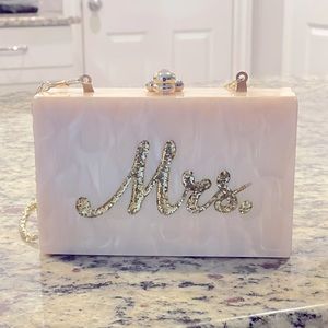 “Mrs.” Purse